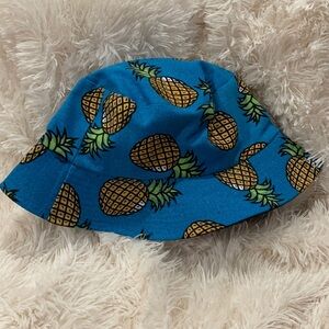 New Pineapple bucket hat